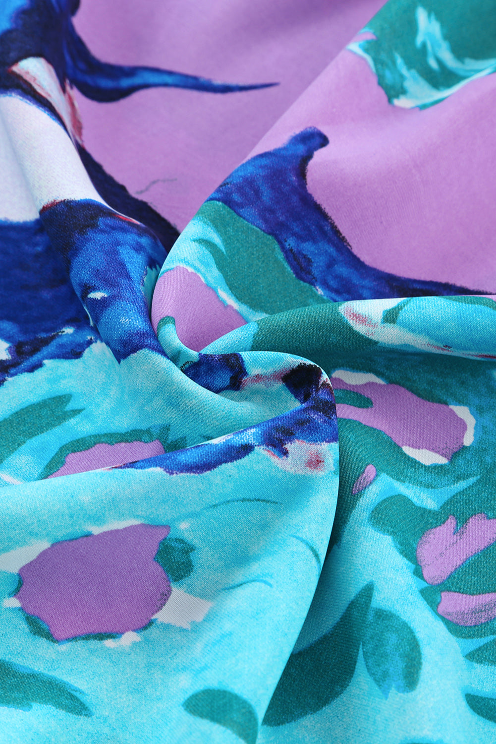 Himmelblaue Bluse mit abstraktem Print und V-Ausschnitt mit Flatterärmeln