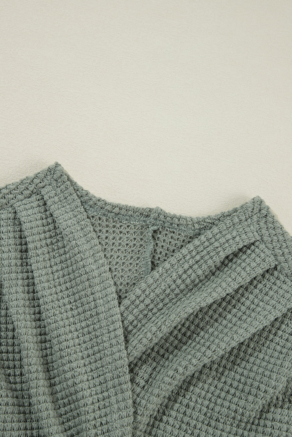 Laurel Green – Strickjacke aus Waffelstrick mit offener Vorderseite