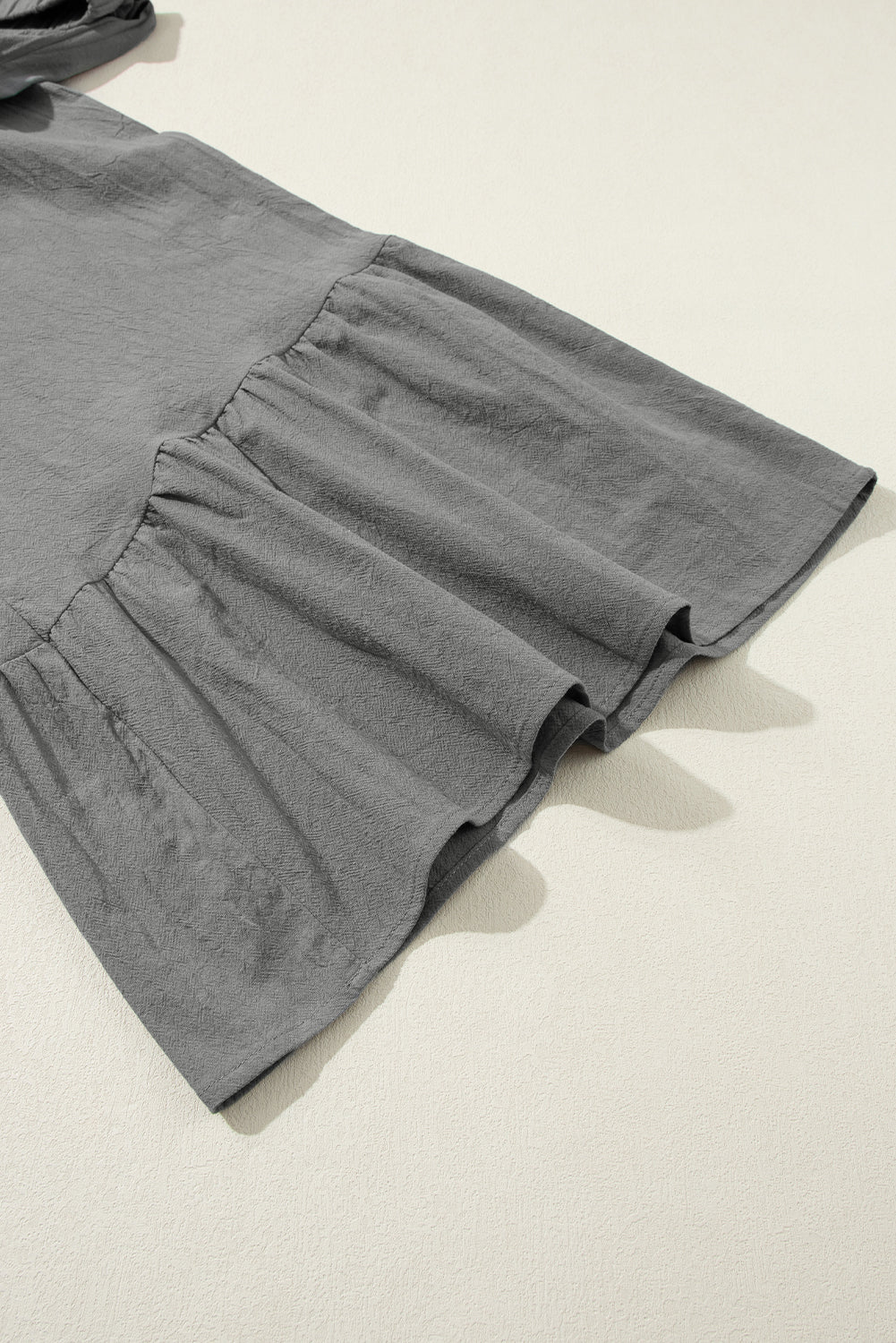 Pantalon large à volants taille haute gris foncé