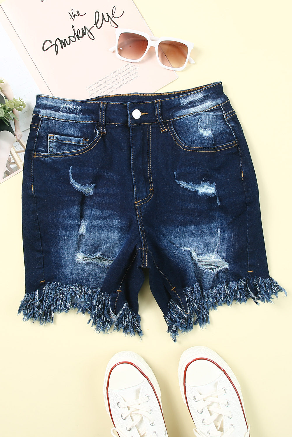 Blaue Skinny-Fit-Jeansshorts im Distressed-Look mit hoher Taille