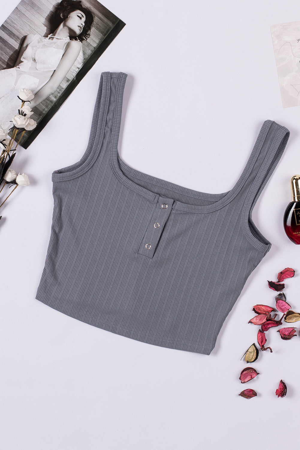 Siva rebrasta pletena majica Henley Crop Tank