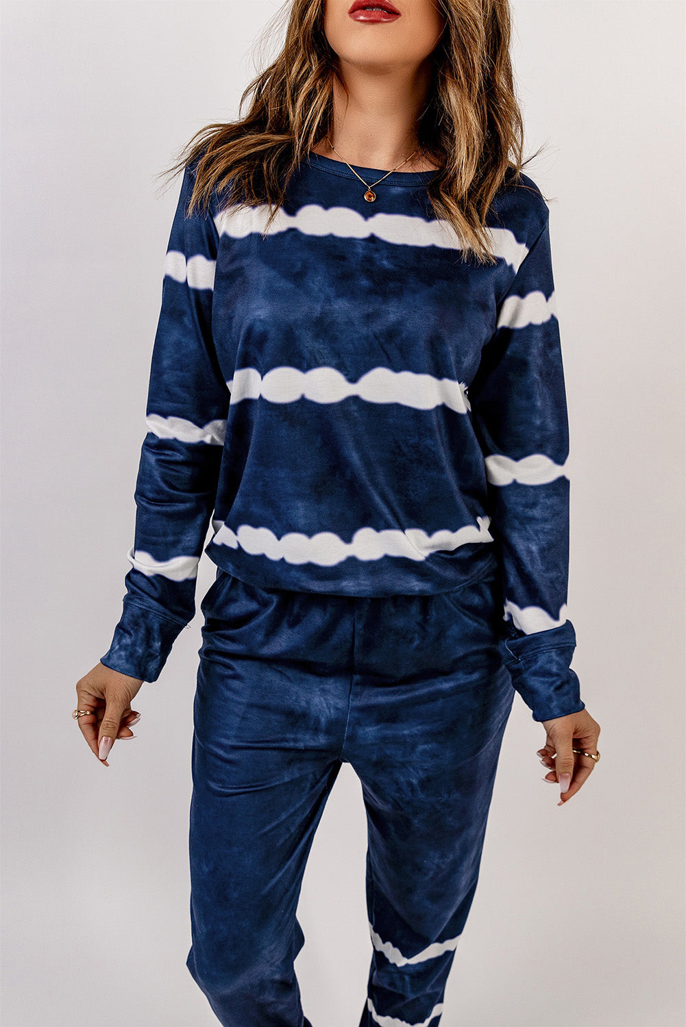 Set lounge con maniche lunghe e joggers a righe blu