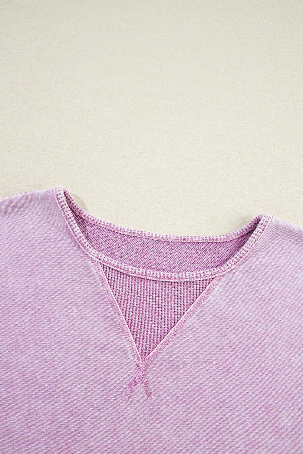 Felpa pullover con spalla abbassata lavaggio minerale rosa fragola