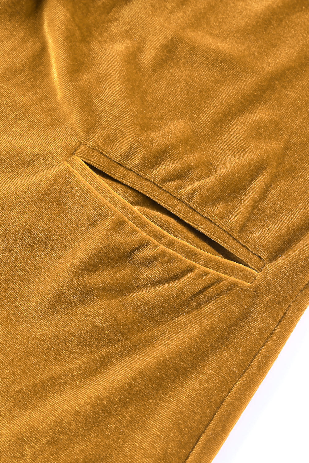 Gelber Retro-Samtmantel mit langen Ärmeln und Taschen