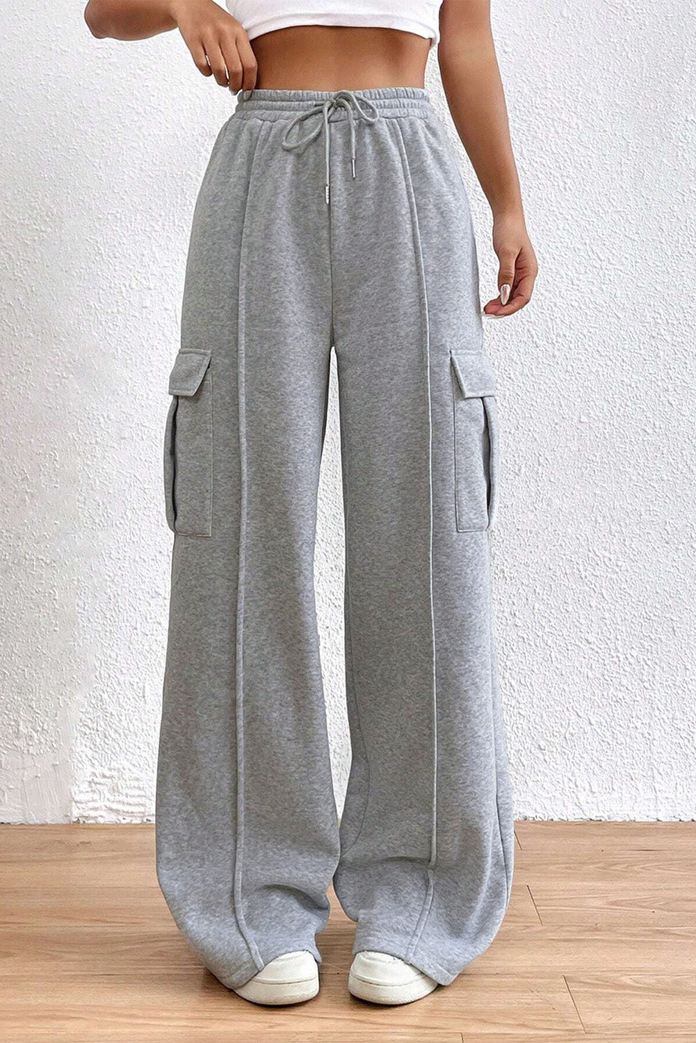 Pantaloni sportivi cargo grigio chiaro con coulisse in vita