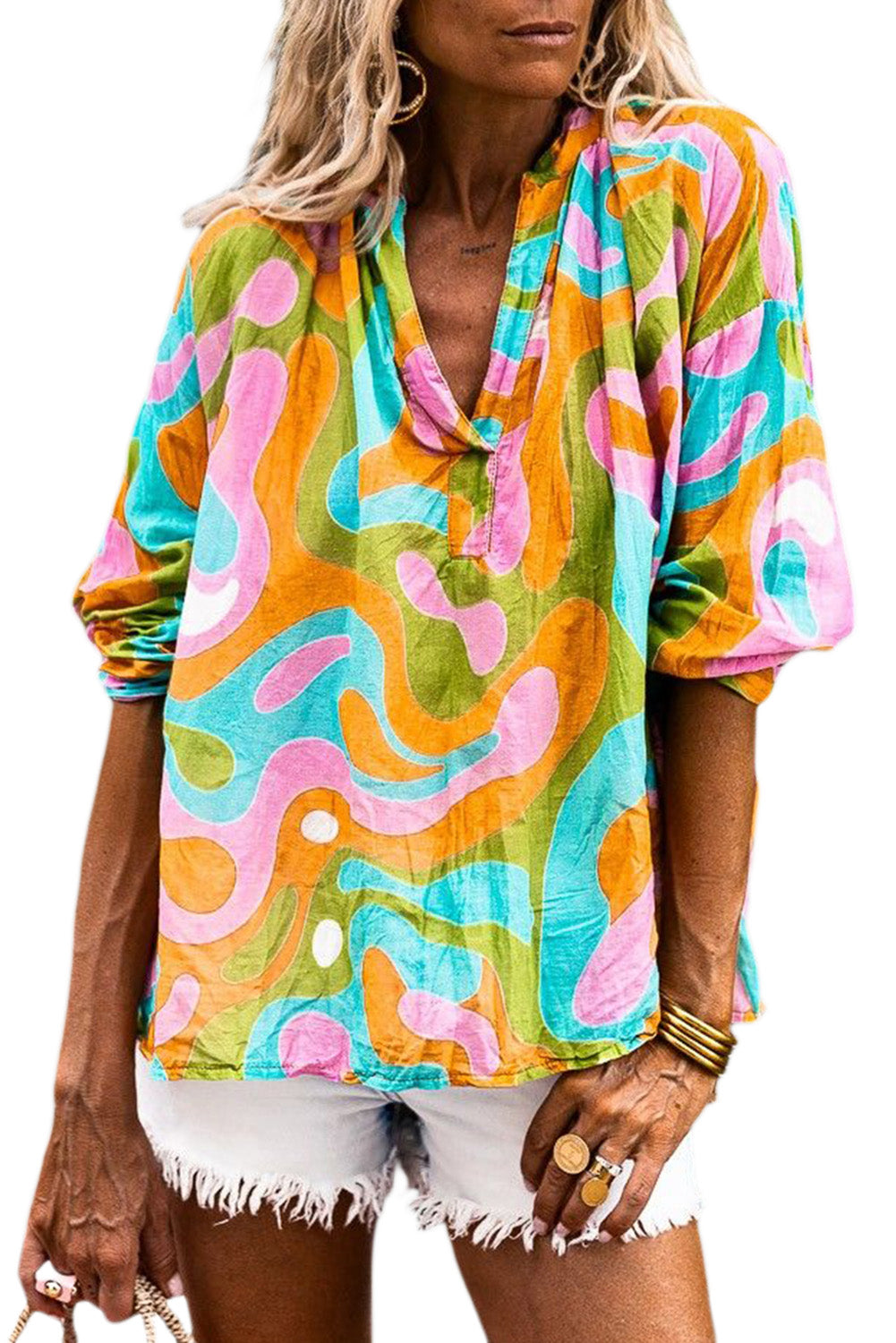 Večbarvna bluza z abstraktnim potiskom z V izrezom