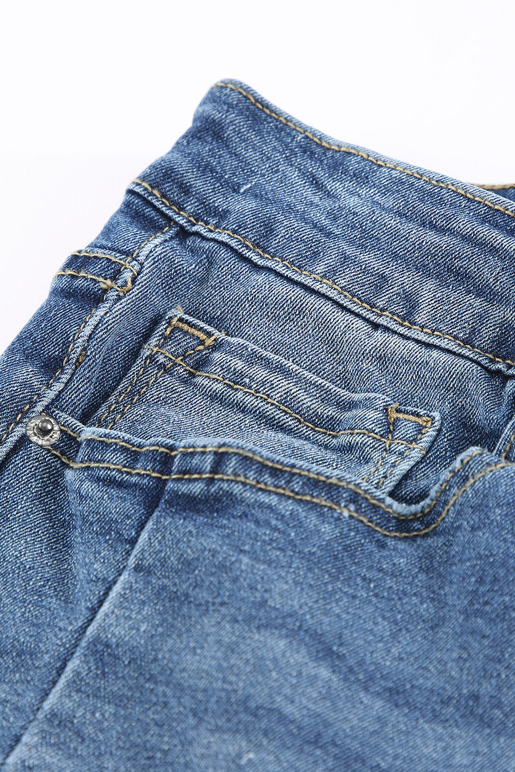 Jeans a zampa a vita alta con tasche