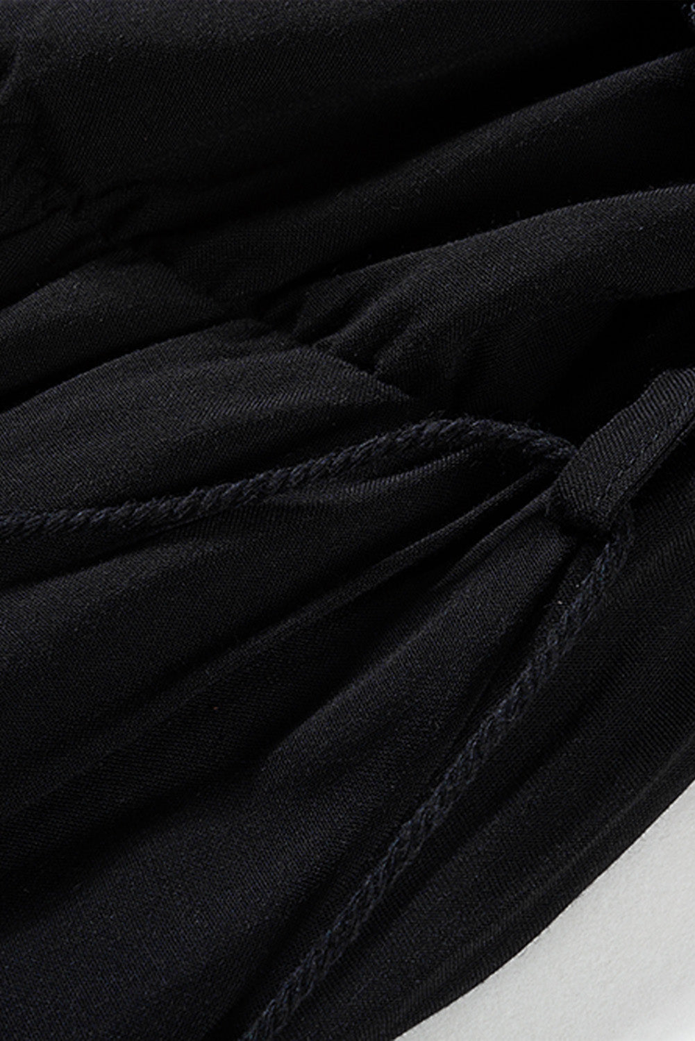 Črna obleka velike velikosti s čipkastimi rokavi in ​​odprtimi rameni
