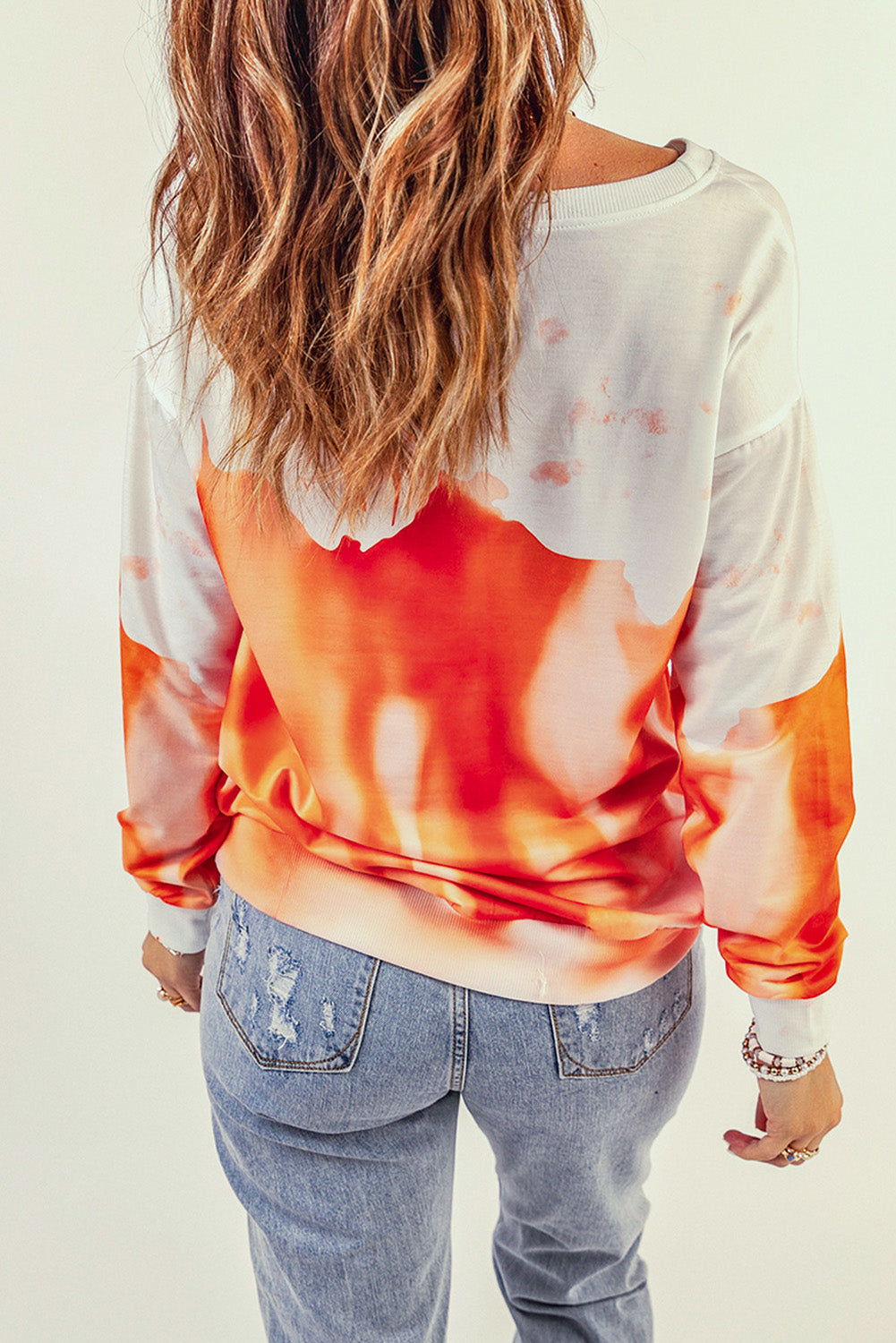 Orangefarbenes, übergroßes Sweatshirt mit Batikdruck