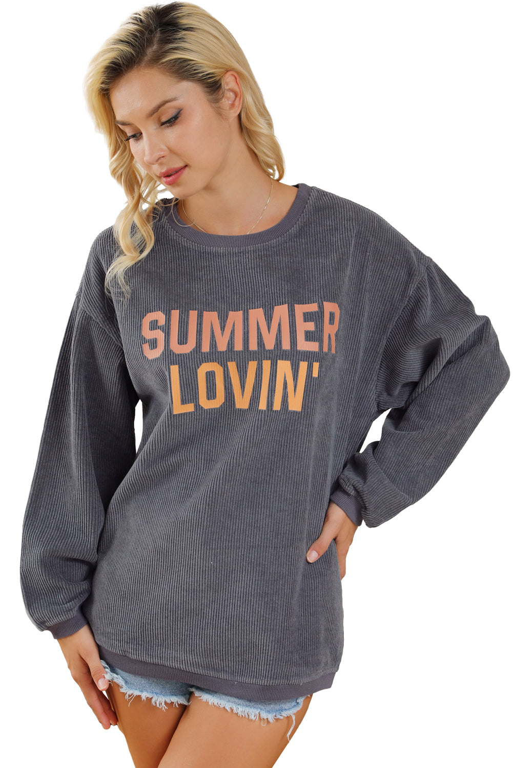 Siv pulover z grafično teksturo SUMMER LOVIN