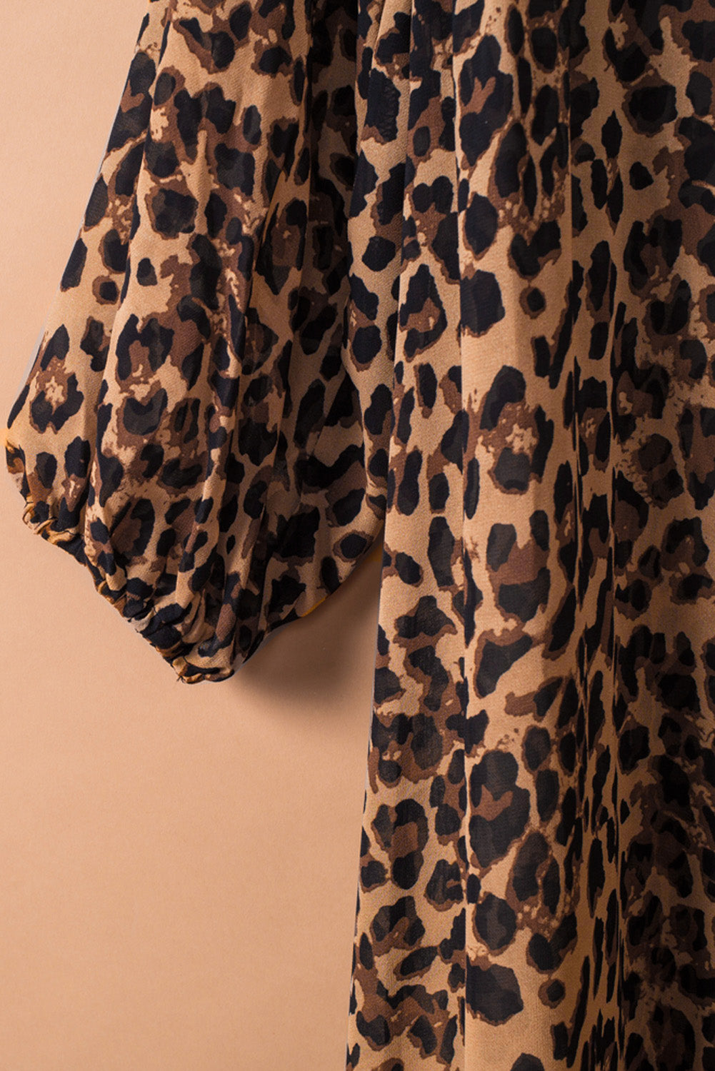 Kimono-Strandüberzug mit Leopardenmuster, gebundener Taille und offener Vorderseite