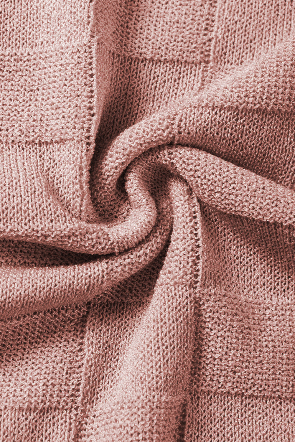 Sivi pleteni pulover kratkih rukava s rešetkastom teksturom