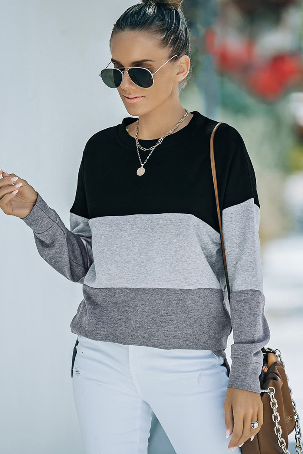 Schwarzes Colorblock-Sweatshirt mit Kontrastnähten und Schlitzen