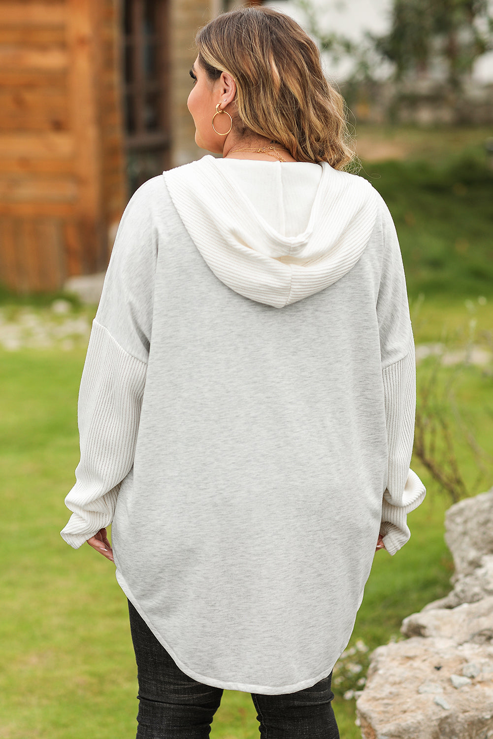 Sweat à capuche gris à manches tricotées contrastées, grande taille