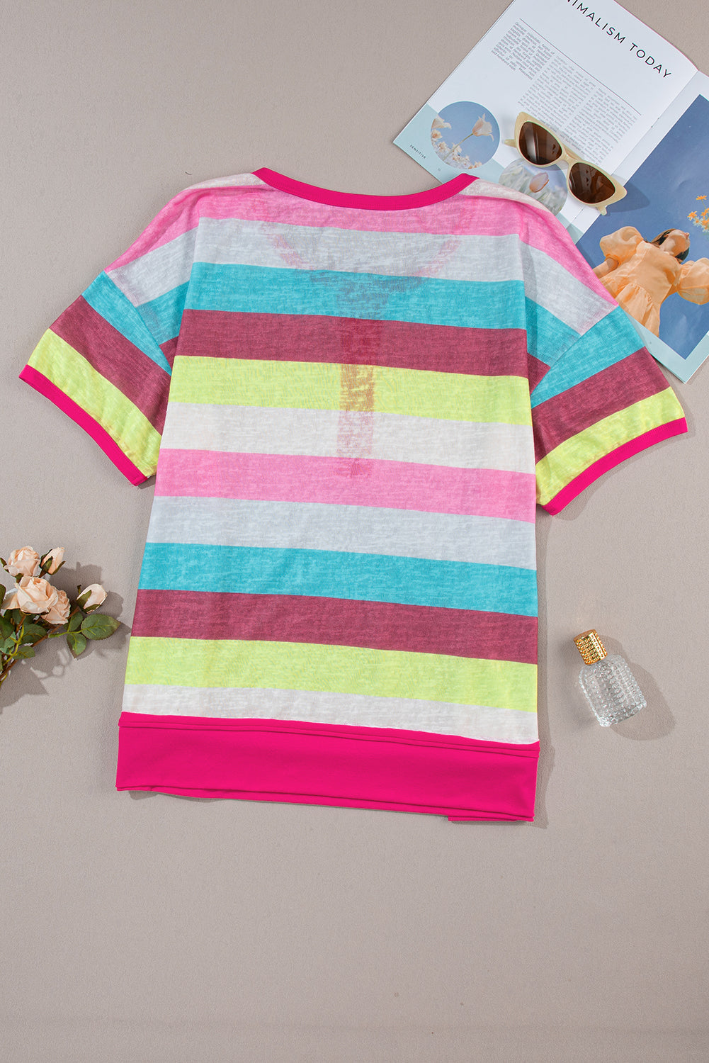 Majica s puderima kratkih rukava s teksturiranim pletivom veće veličine s ružičastim prugama