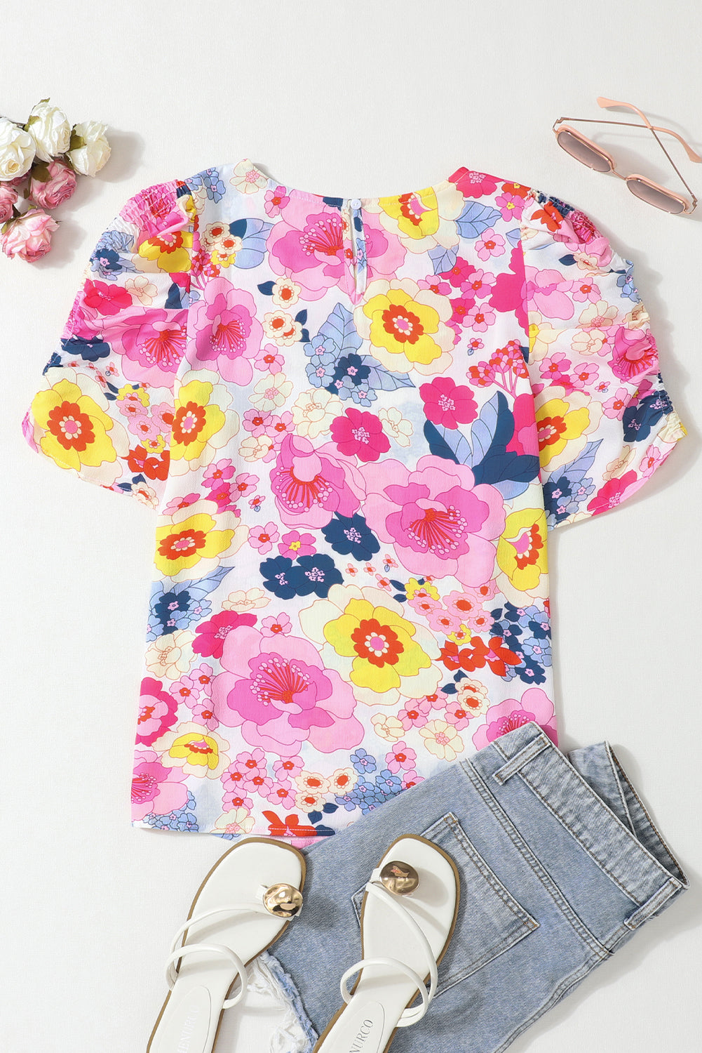Cvetlična bluza z napihnjenimi rokavi