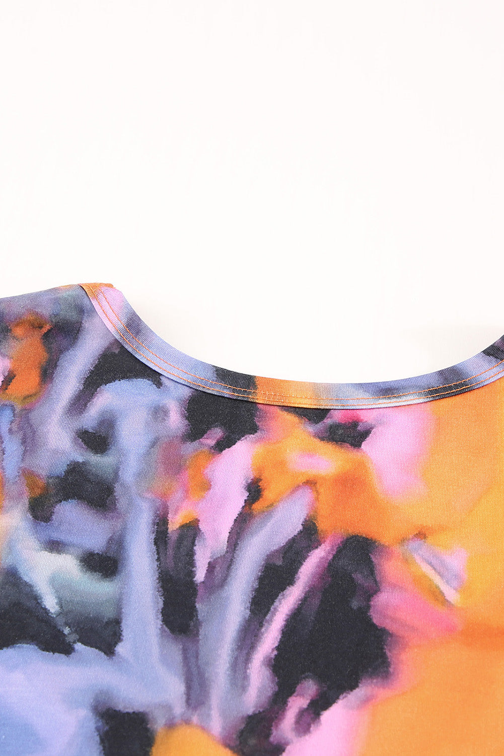 Mini abito aderente twist con stampa tie-dye multicolore