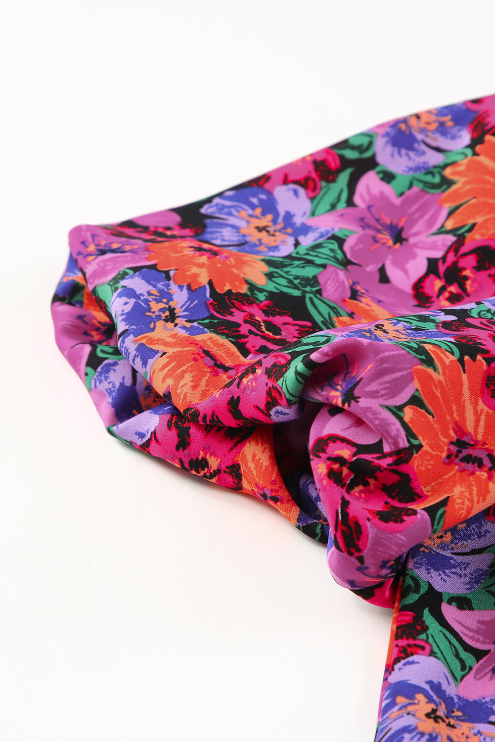 Bluza s puf rukavima s okruglim izrezom i cvjetnim printom