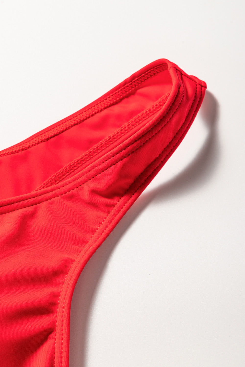 Vatrenocrveni nebeskoplavi bikini set s visokim strukom i otiskom na vezanje