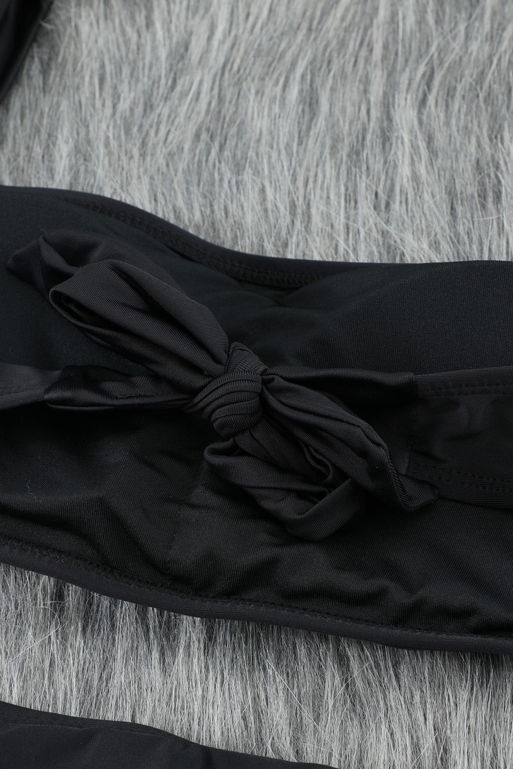 Costumi da bagno neri sexy con maniche a palloncino a vita alta