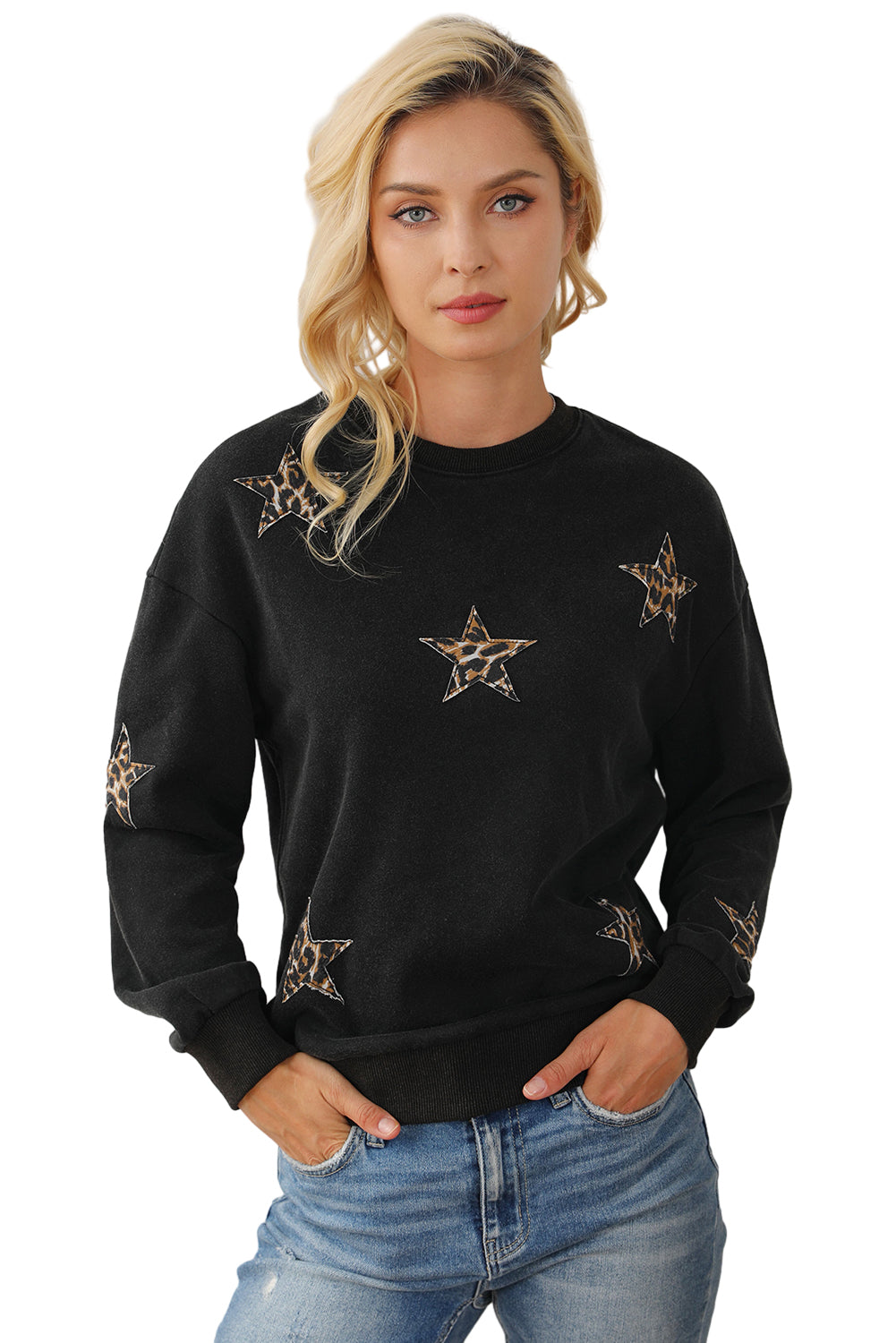 Schwarzes Sweatshirt mit Leoparden-Stern-Patch und überschnittener Schulter