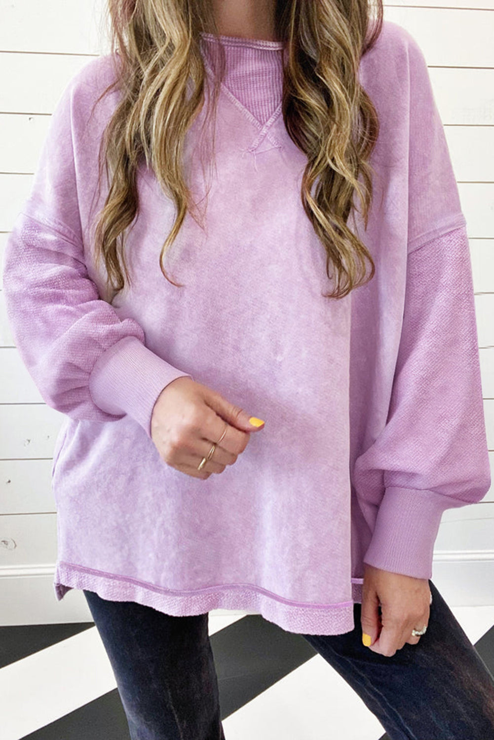 Felpa pullover con spalla abbassata lavaggio minerale rosa fragola