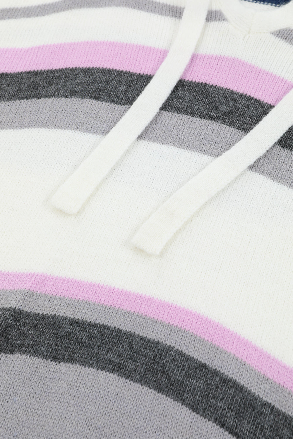 Maglione lavorato a maglia con cappuccio a righe taglie forti a righe