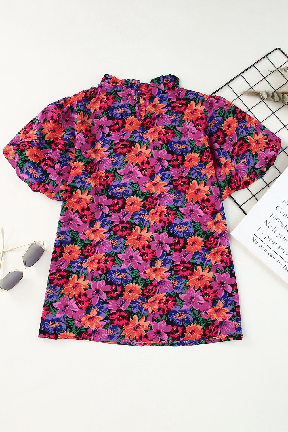 Mehrfarbige, floral bedruckte Bluse mit Rundhalsausschnitt und Puffärmeln