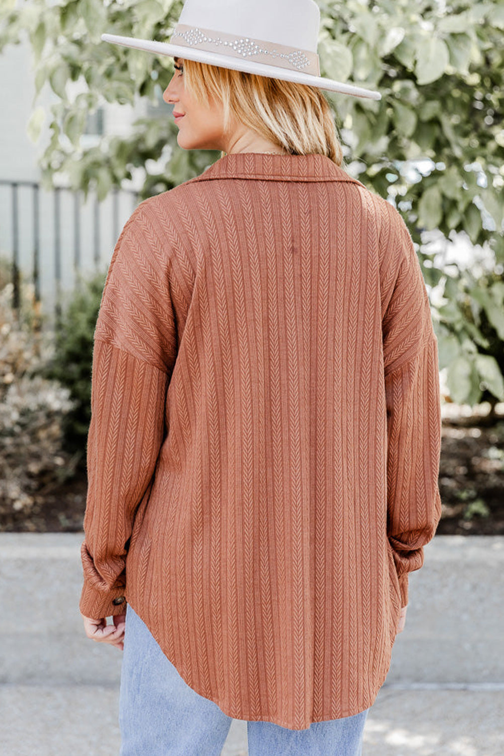 Veste décontractée en tricot texturé marron à ourlet arrondi