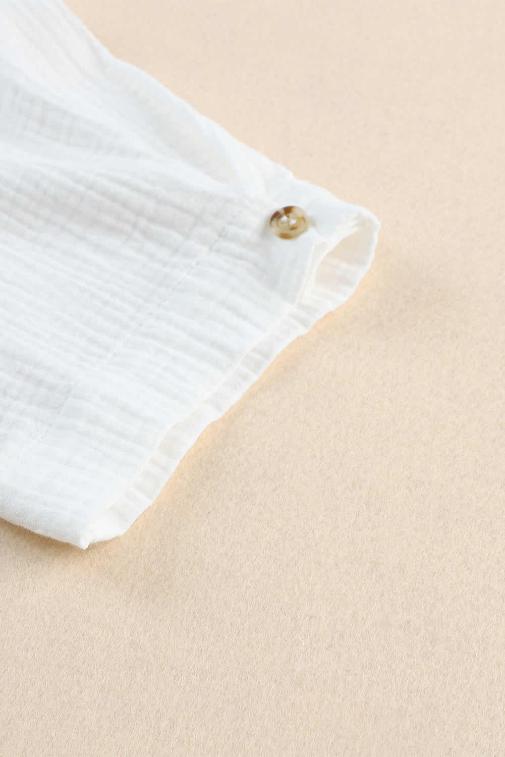 Camicia a mezza manica con bottoni annodata testurizzata bianca
