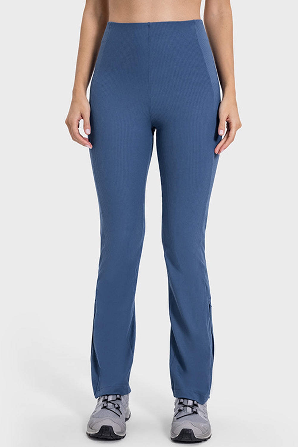 Pantalon de sport taille haute côtelé à jambe évasée et zippé bleu voile