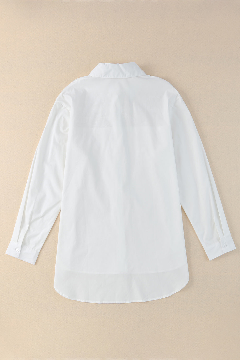 Chemise boutonnée en dentelle blanche avec épissure au crochet