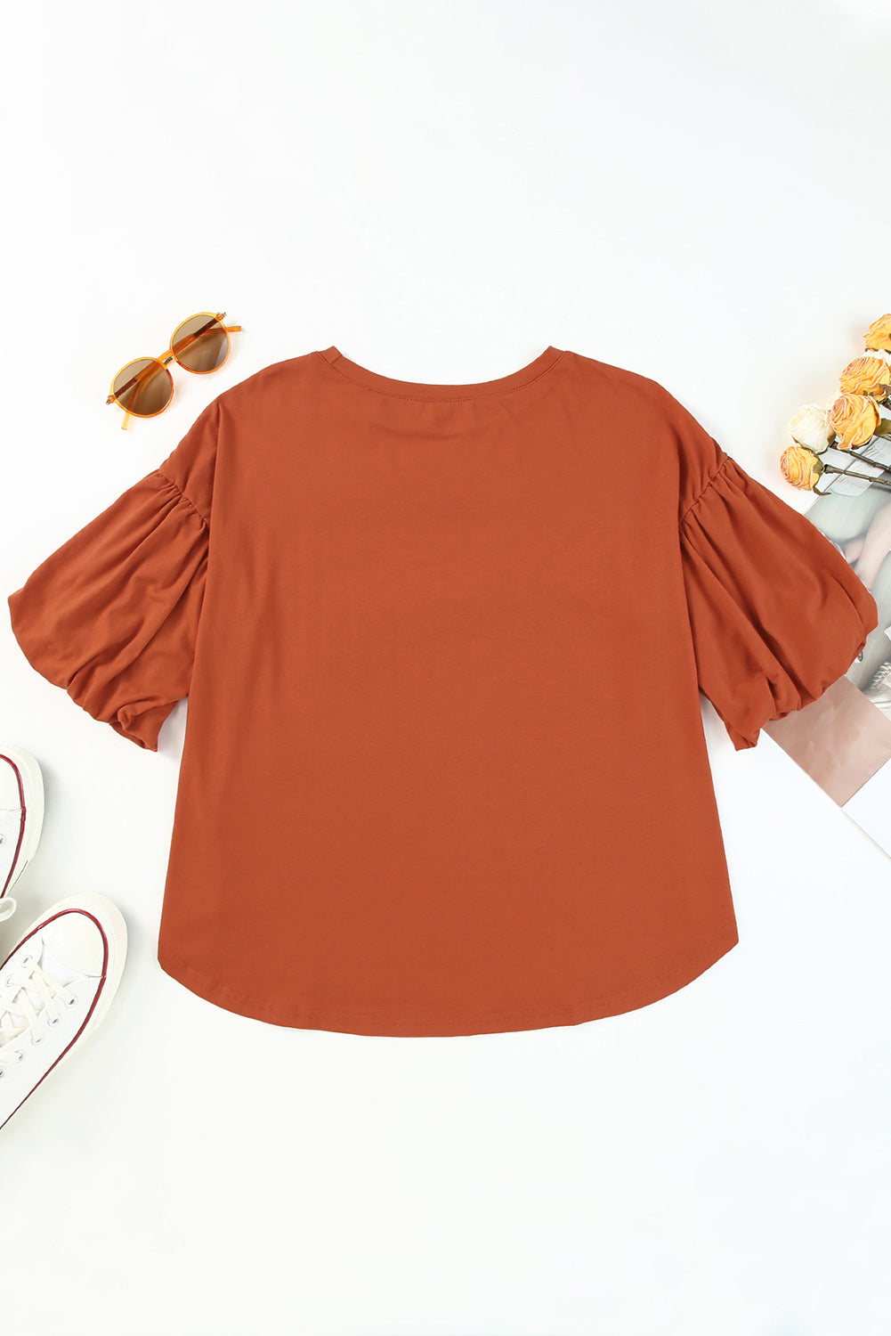 Oranžna bluza z okroglim izrezom z mehurčki