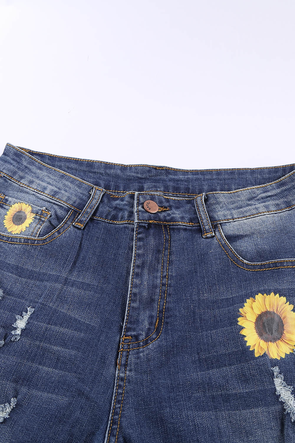 Jeans im Used-Look mit Leoparden-Patchwork und Sonnenblumen-Print und hoher Taille
