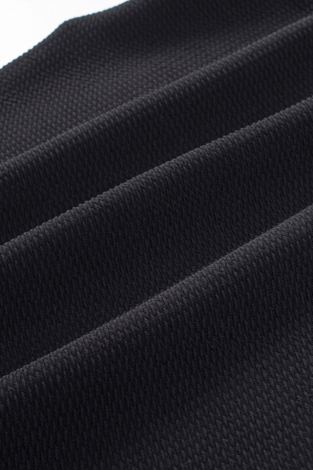 T-shirt a maniche corte in maglia a rete nera a contrasto