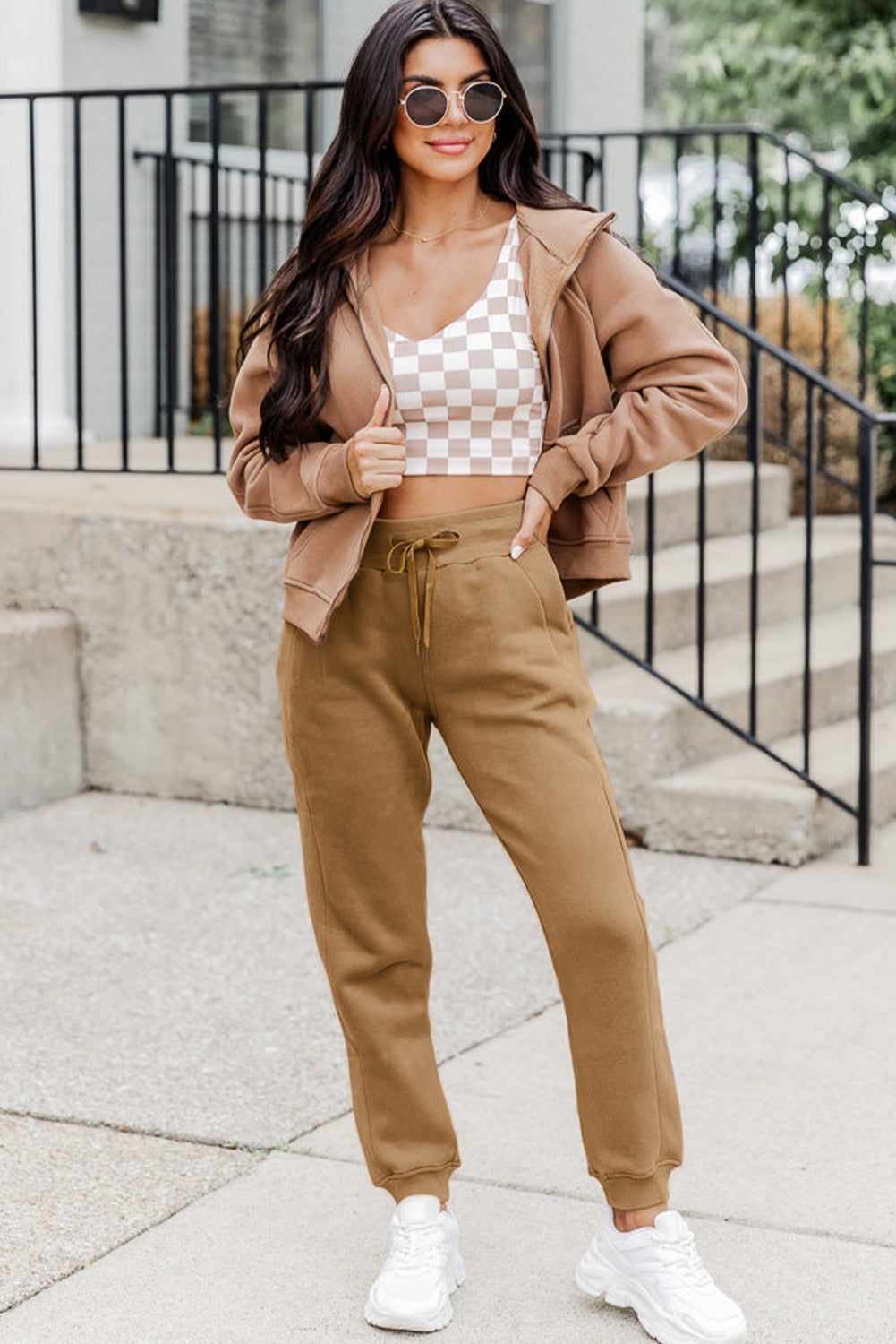 Pantalon de survêtement décontracté beige clair avec poches et cordon de serrage