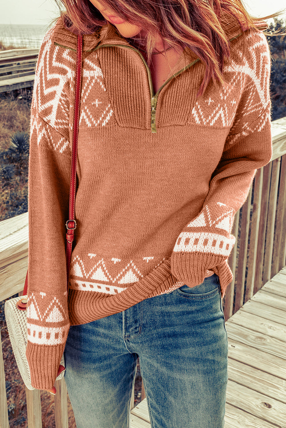 Roza pleteni pulover z zadrgo v obliki četrtine