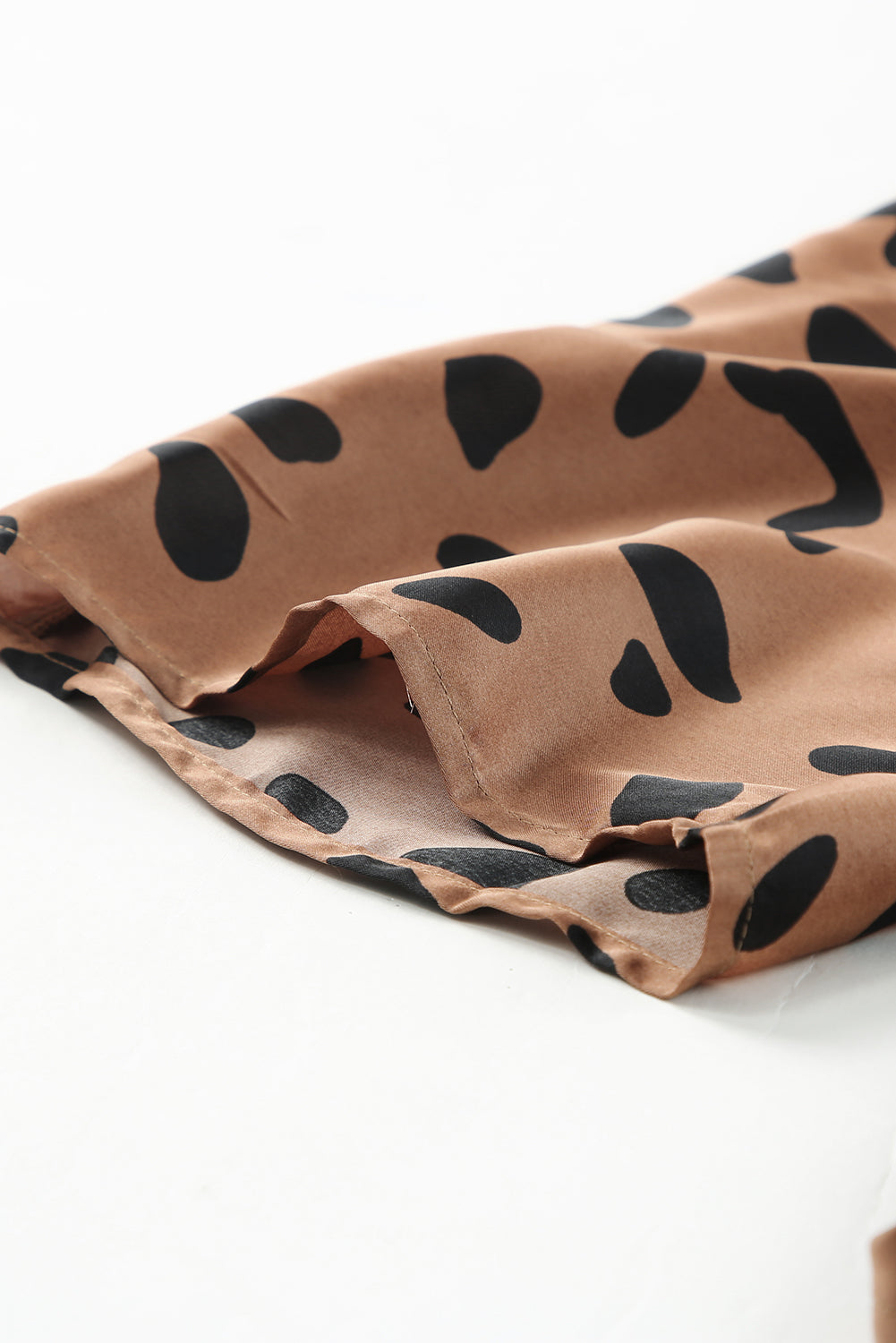 Peplum bluza s leopard printom V izreza