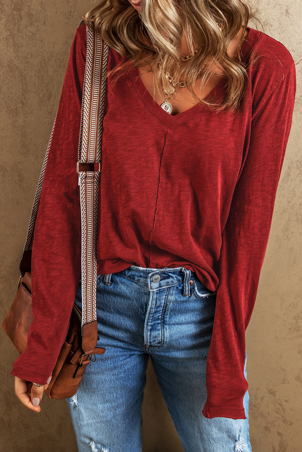 Red Sandalwood V Neck Center Seam Long Sleeve Tee