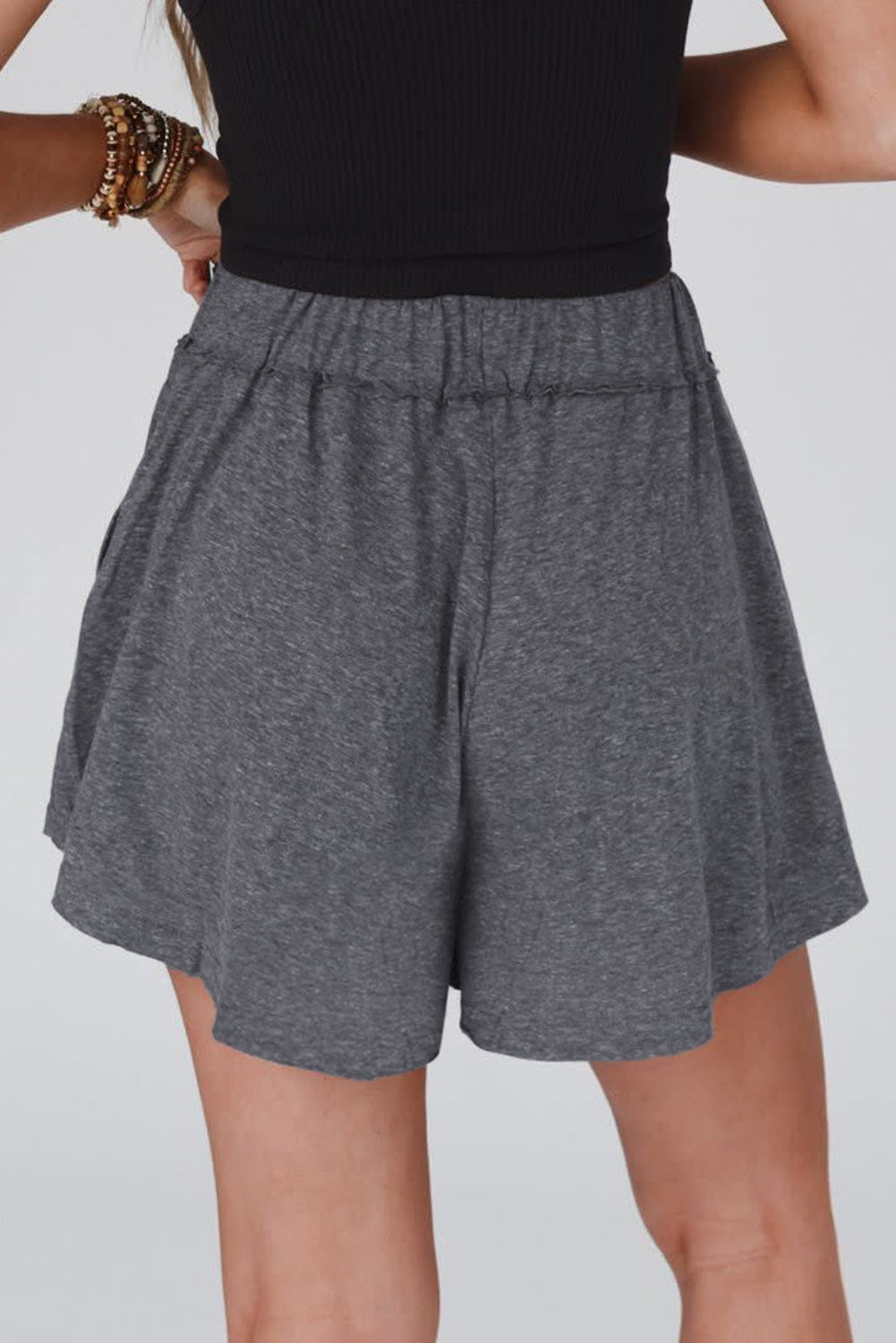 Short jupe-culotte gris à taille élastique