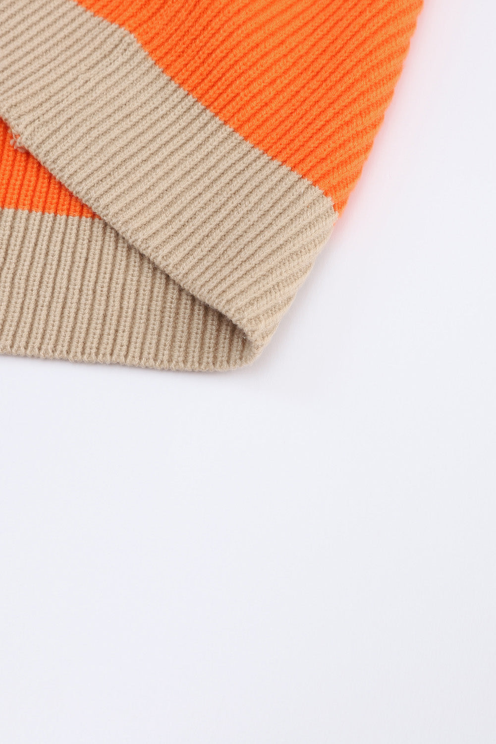 Orangefarbener gerippter Strick-Cardigan im Colorblock-Design