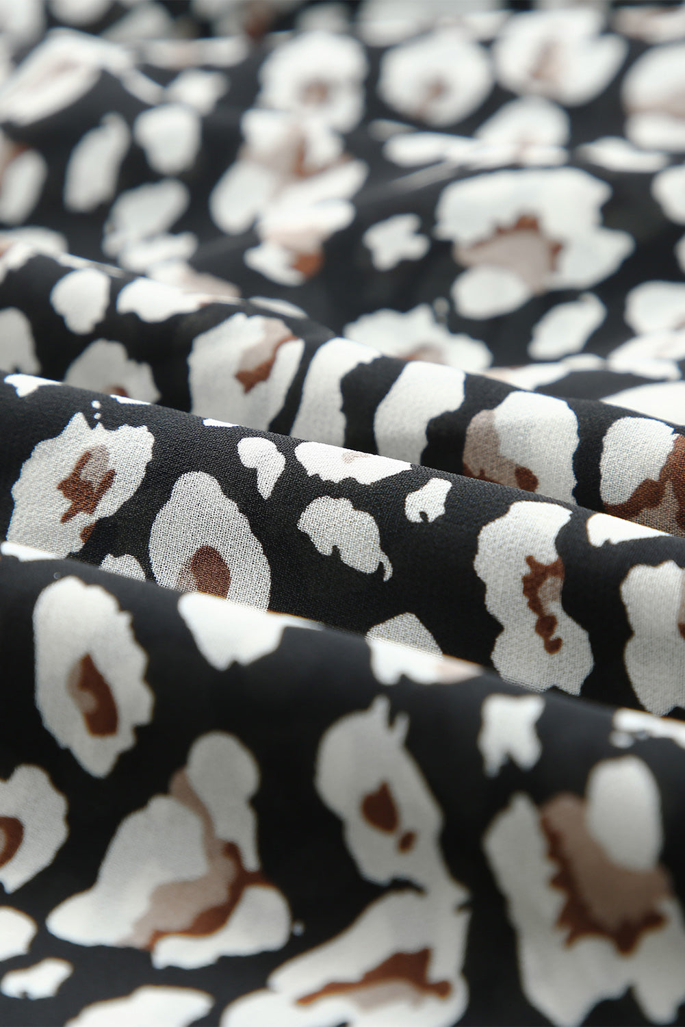 Robe noire à imprimé léopard, col en V, manches bouffantes, cravate à la taille, double couche, ourlet à volants