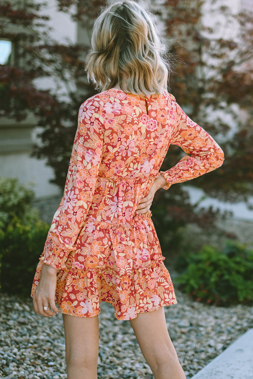 Mini haljina dugih rukava i dugih rukava s otisnutim cvjetnim uzorkom