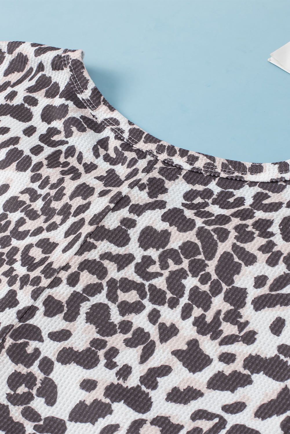 Leopard velika majica z dolgimi rokavi iz vafelj pletenine in patchwork