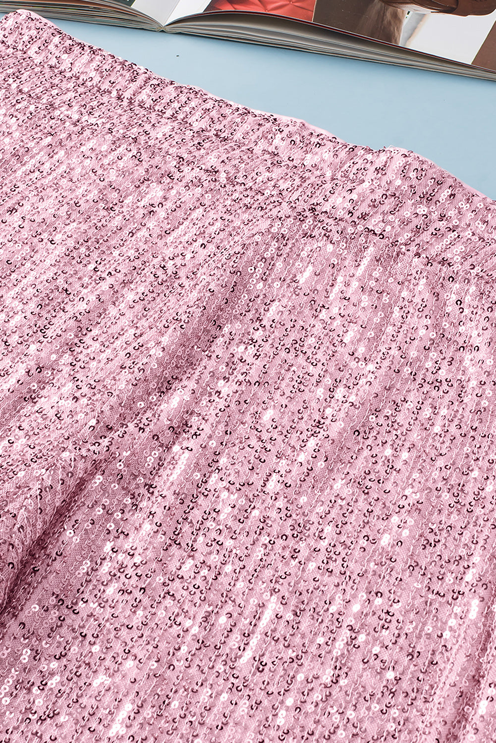 Pantaloni svasati fluidi taglie forti con paillettes rosa lucide
