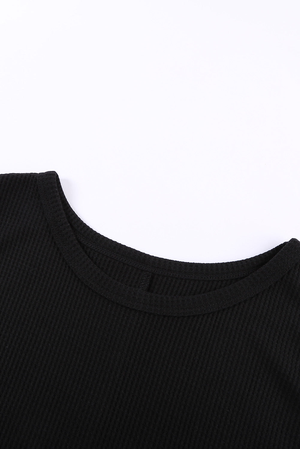 Crna majica bez rukava s okruglim izrezom