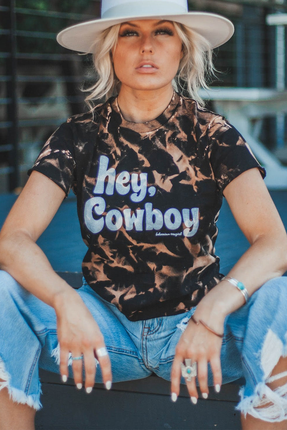T-shirt a maniche corte con stampa tie-dye nera Hey, Cowboy