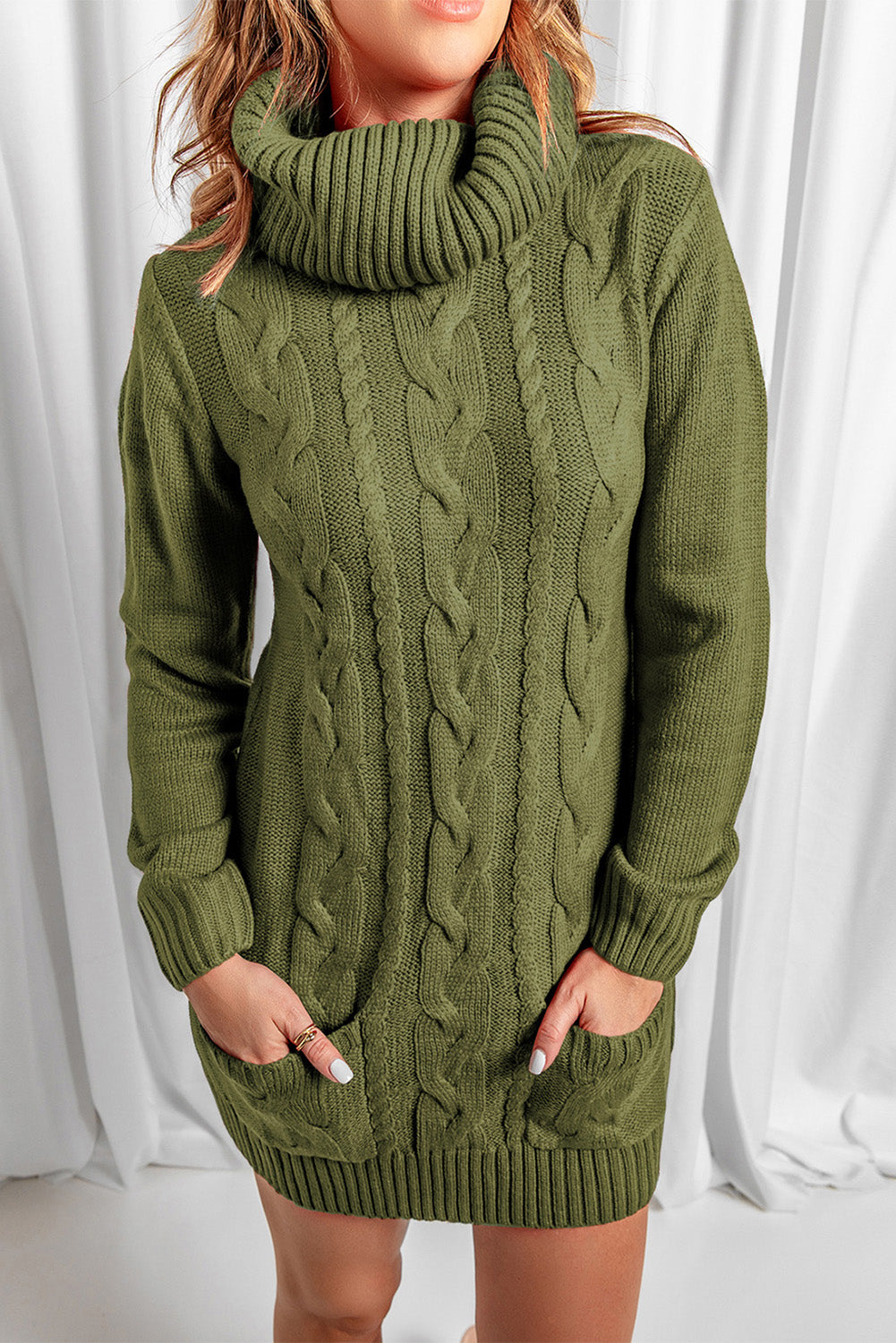 Olivna pletena pulover obleka z ovratnikom
