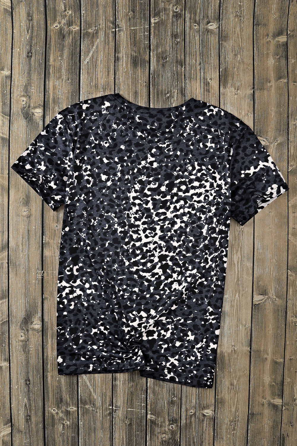 Leopard Blank Apparel - T-shirt à col rond léopard blanchi