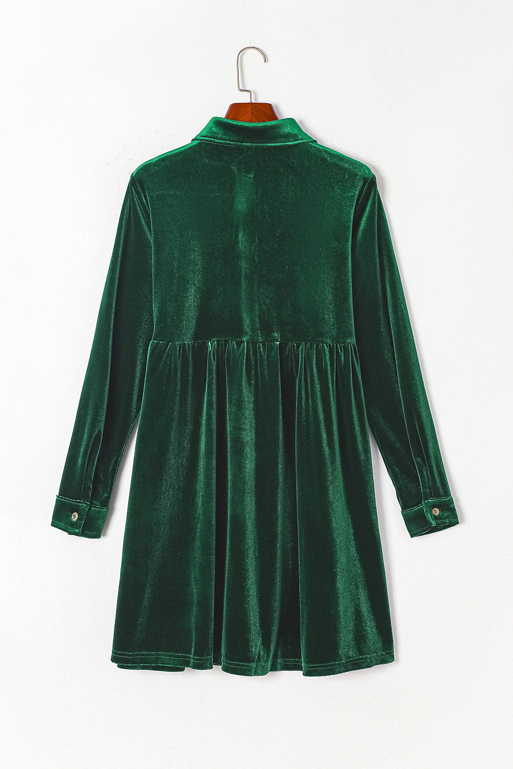 Grünes, langärmliges, geknöpftes Kleid aus Samt mit Rüschen